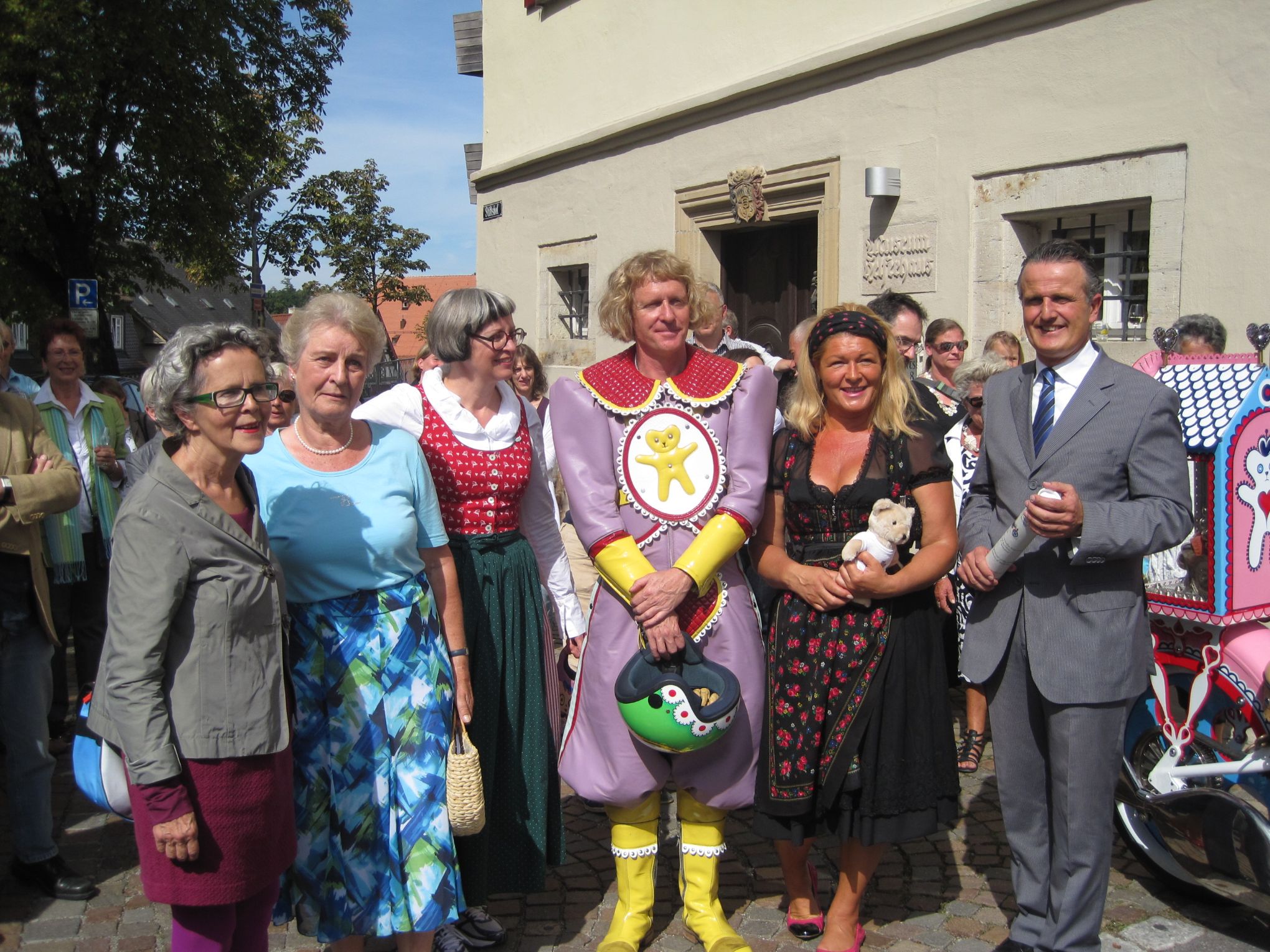 020 Ursula Hefter Hofelborn Christa Breuninger Grayson Perry Gudrun Nopper OB Dr. Frank Nopper.jpg